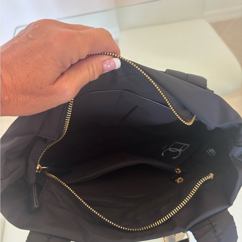 Quilted Black Women's Handbag - Picture 5 of 8